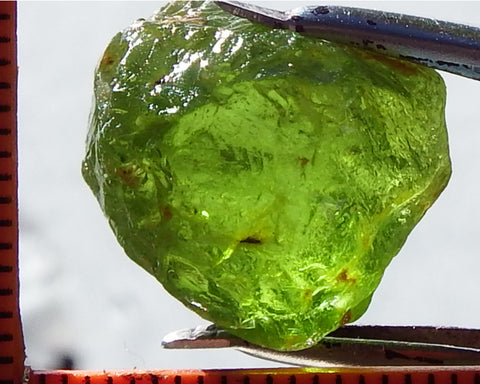 Peridot -  Chinese/Afghanistan - 23.96 cts - Ref. PR-30