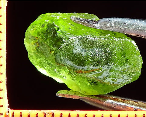 Peridot – China/Afghanistan – 10.93 cts - Ref. PR-56