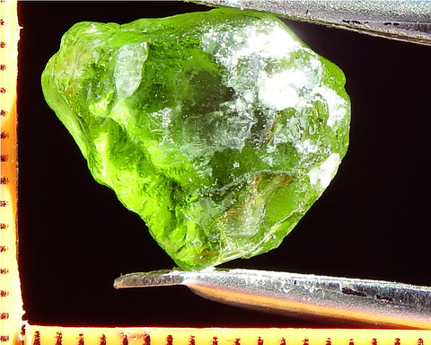 Peridot – China/Afghanistan – 10.87 cts - Ref. PR-58