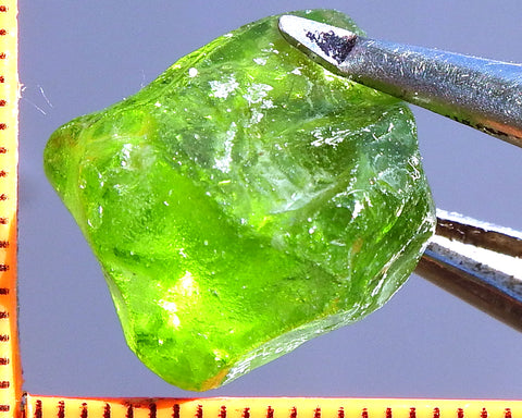 Peridot – China/Afghanistan – 21.88 cts - Ref. PR-61